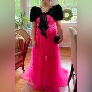 Prom Dress with Lace Appliqué bodice and tulle skirt (wrap not included)